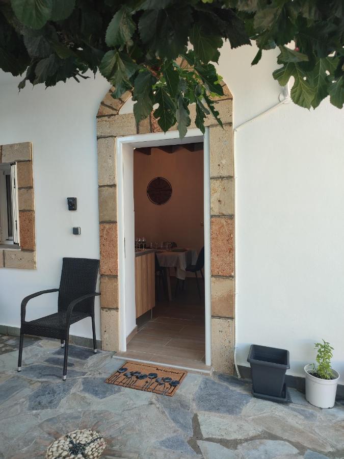 Villa Jimmy, Pilona Village Vlicha  外观 照片