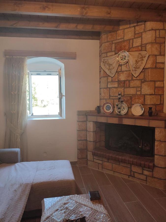 Villa Jimmy, Pilona Village Vlicha  外观 照片